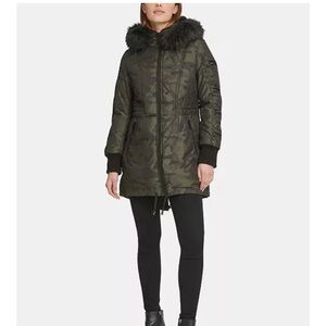 DKNY Women's Green Camouflage Puffer Jacket with Black Faux Fur
